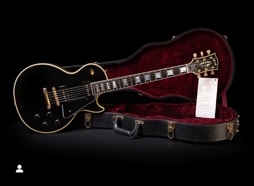 PougheonW's tweet photo. Gibson Les Paul Custom 1954 reissue https://t.co/8RZK0XyRqv