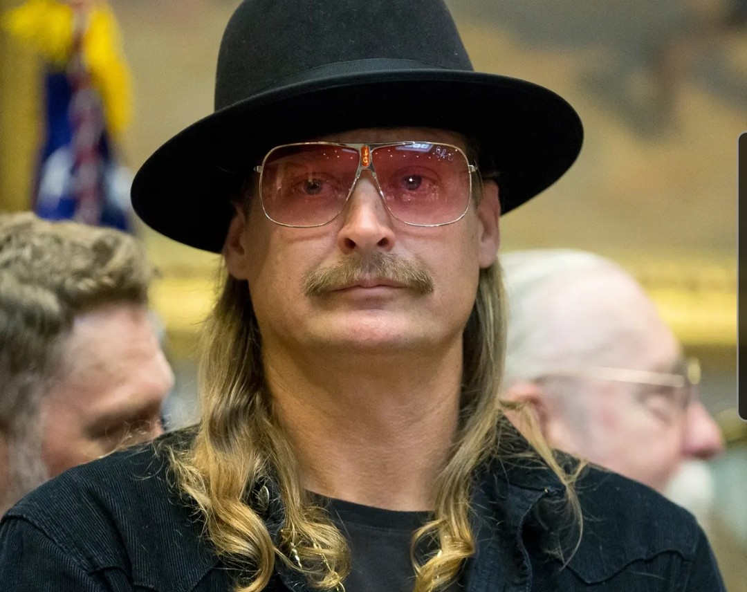 Amy Lynn🐇💀 tweet media