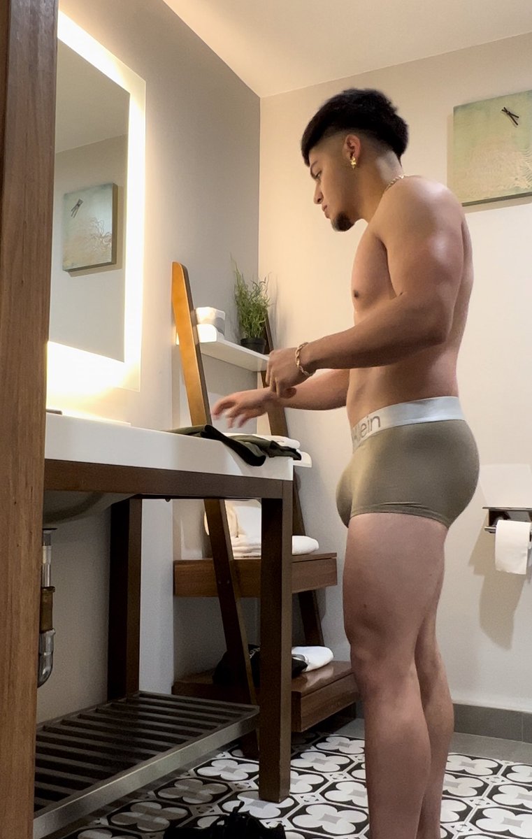 yungngino's tweet photo. Go subscribe to my O.F. #repost #onlyfans #model #latino #2023MAMA https://t.co/5lxHdOvJJe