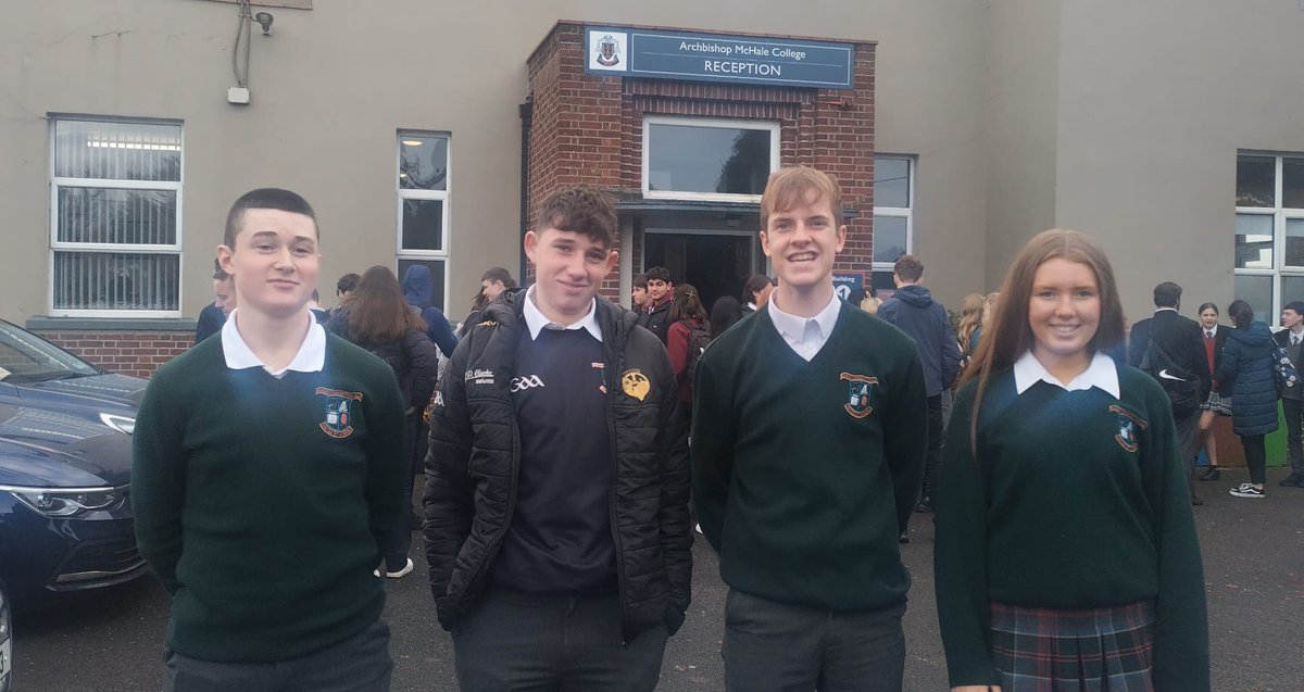 ElphinCC's tweet image. @AMCHALETUAM  and Coláiste Mhuirlinne/Merlin College for a super day out! #ProgressionIsKey
@GRETBOfficial @ElphinGAAClub @NorthernHarps