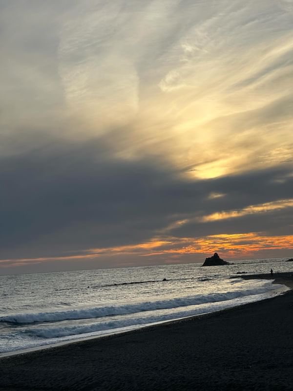 El atardecer de hoy desde Almuñécar 😍 #Costatropical #Granada