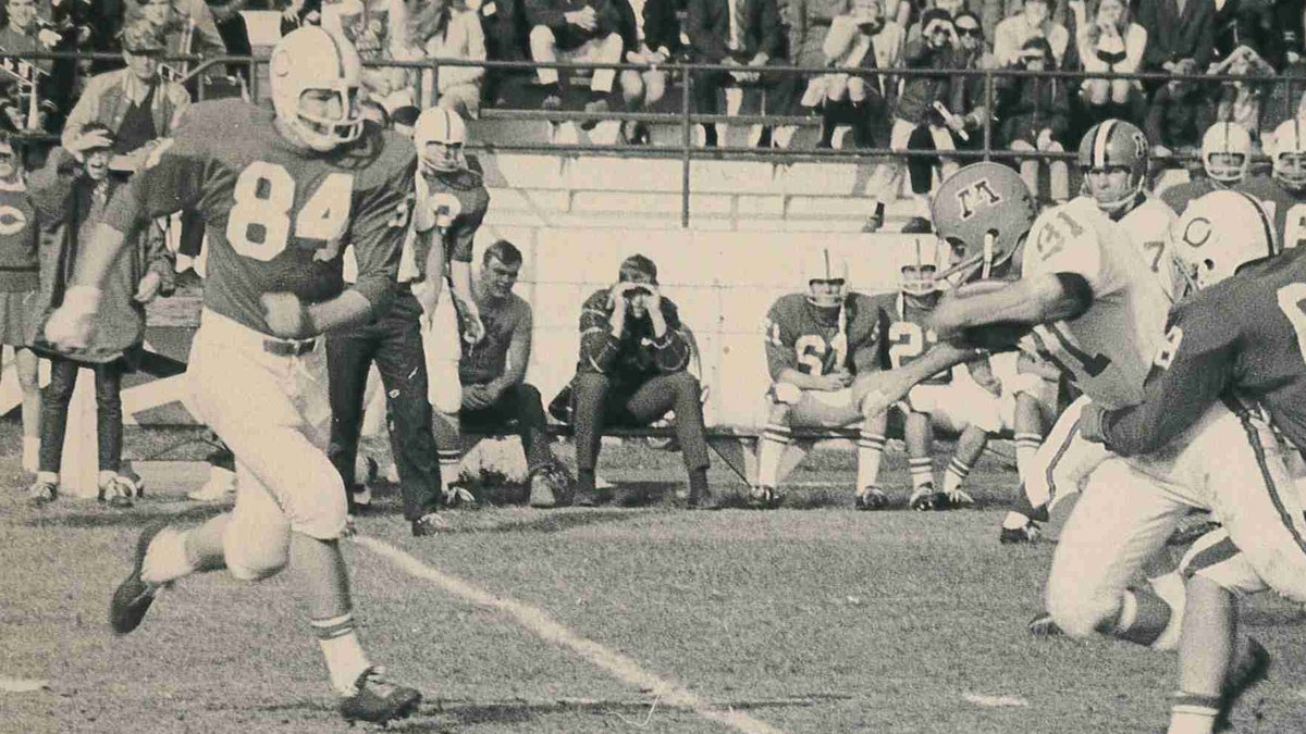 Happy 75th to former @CUI_Football defensive end and @CentralDutchMBB  center Vern Den Herder, who later played in 4 Super Bowls for the Miami Dolphins. He even received a birthday shout-out from Tony Kornheiser on ESPN's @PTI tonight! #ForeverDutch