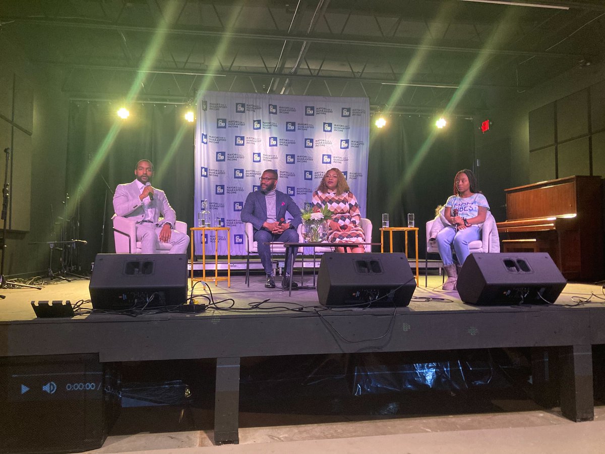 Mayors for a Guaranteed Income tweet media