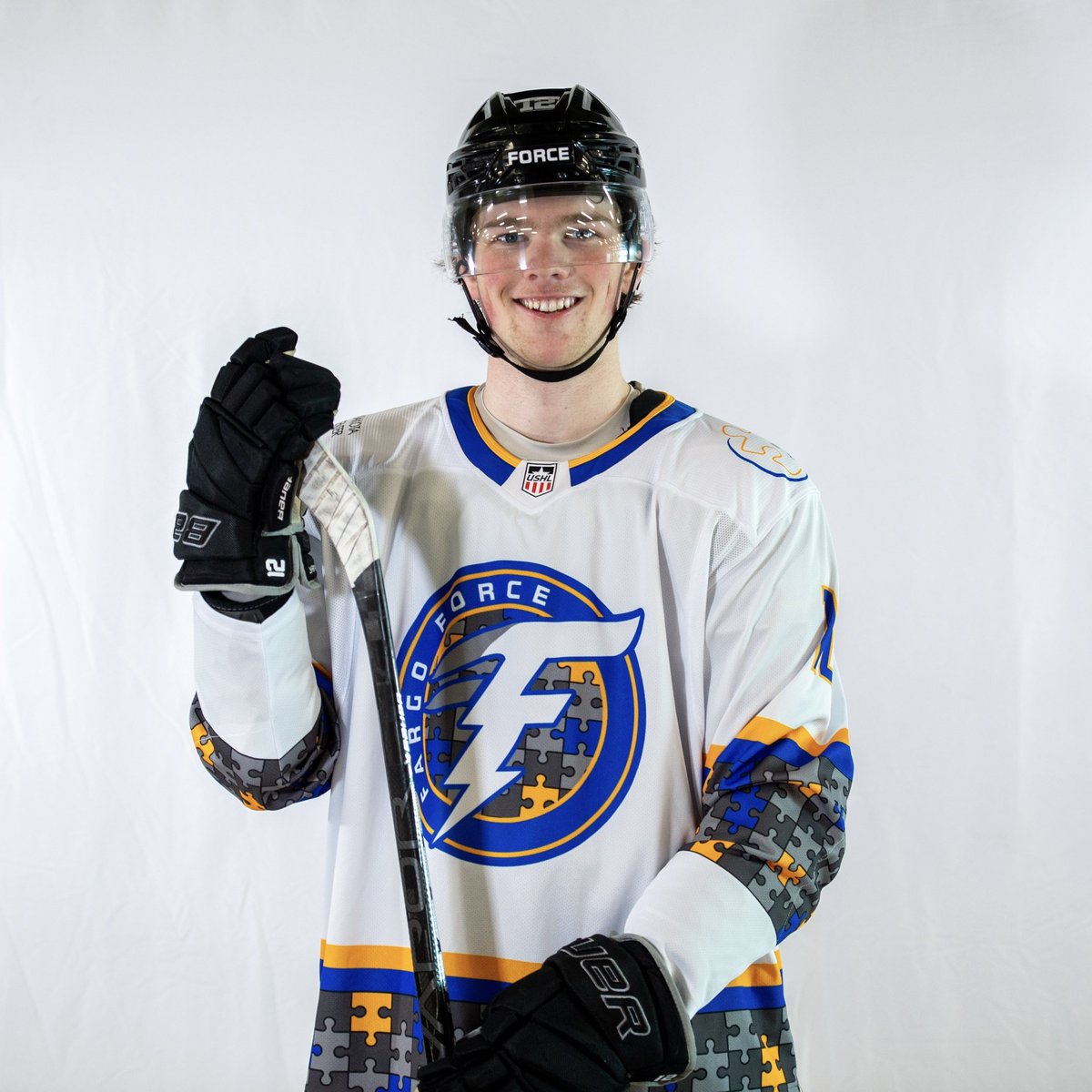 FargoForce's tweet photo. Force Nation we are proud to present our first ever Autism Awareness Night Jerseys!🧩

These will be worn on Dec 2nd for Autism Awareness Night and auctioned off online via https://t.co/ncoFMrXo03, 100% of the proceeds will go back to the ND Autism Center!

#ForceNation⚡️ https://t.co/VW888OzRaW