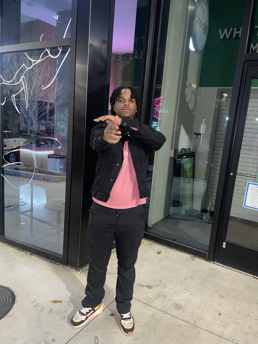 friendlyflexxer's tweet photo. Yk Ima made nigga https://t.co/AidMogO0kA