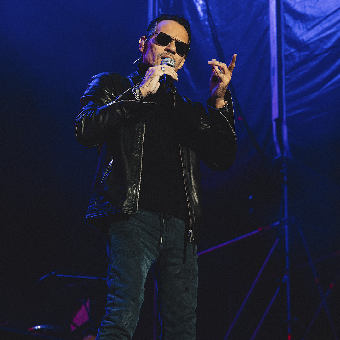 Marc Anthony tweet media