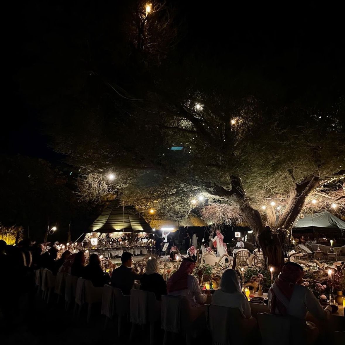 marblecuisine's tweet photo. كلنا فخر بالفوز لاستضافة معرض #اكسبو_الرياض2030 و نبارك لبلادنا هذا الفوز 

سعدنا بتقديم مائدة عشاء لبعثة المكتب الدولي للمعارض في زيارتهم لتقييم ملف ترشيح الرياض لاستضافة معرض #الرياض_إكسبو2030 في شهر مارس الماضي 

@Riyadh_Expo2030 
@marblecuisine 
@doulmhomy https://t.co/qph1CDrEMR