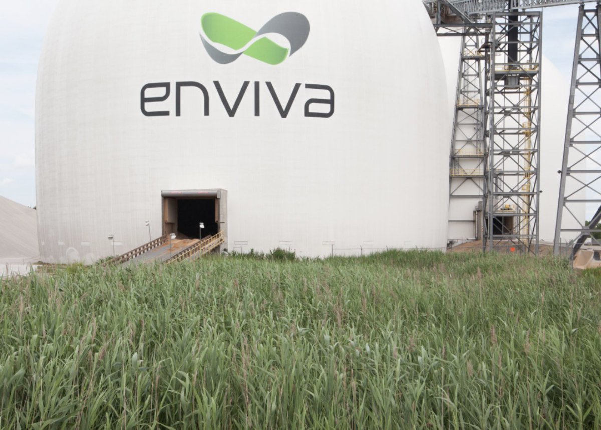 forest_network's tweet photo. @Enviva's Struggle with Wood Pellet Export Prices and Repurchase Commitments

Read more about the latest financial news for the largest wood pellet company: https://t.co/5EhZiWtyMz https://t.co/dt36N0AEJ8