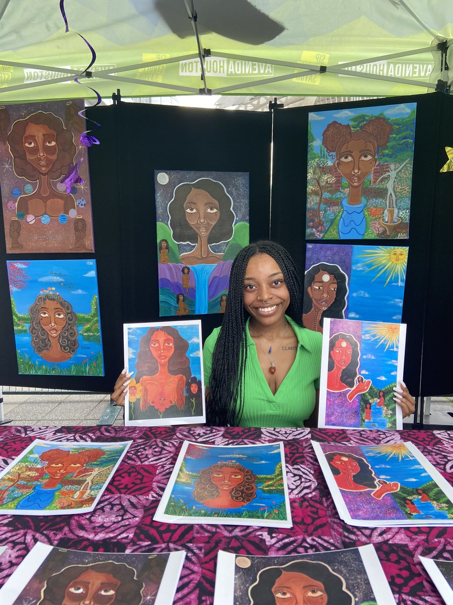 __modollas's tweet photo. Had my first solo exhibition in Jan!
Sold my first painting!
&amp; Had my first artwork feature on AppleTV + show, Truth Be Told ✨ https://t.co/mhcnQfSTkP