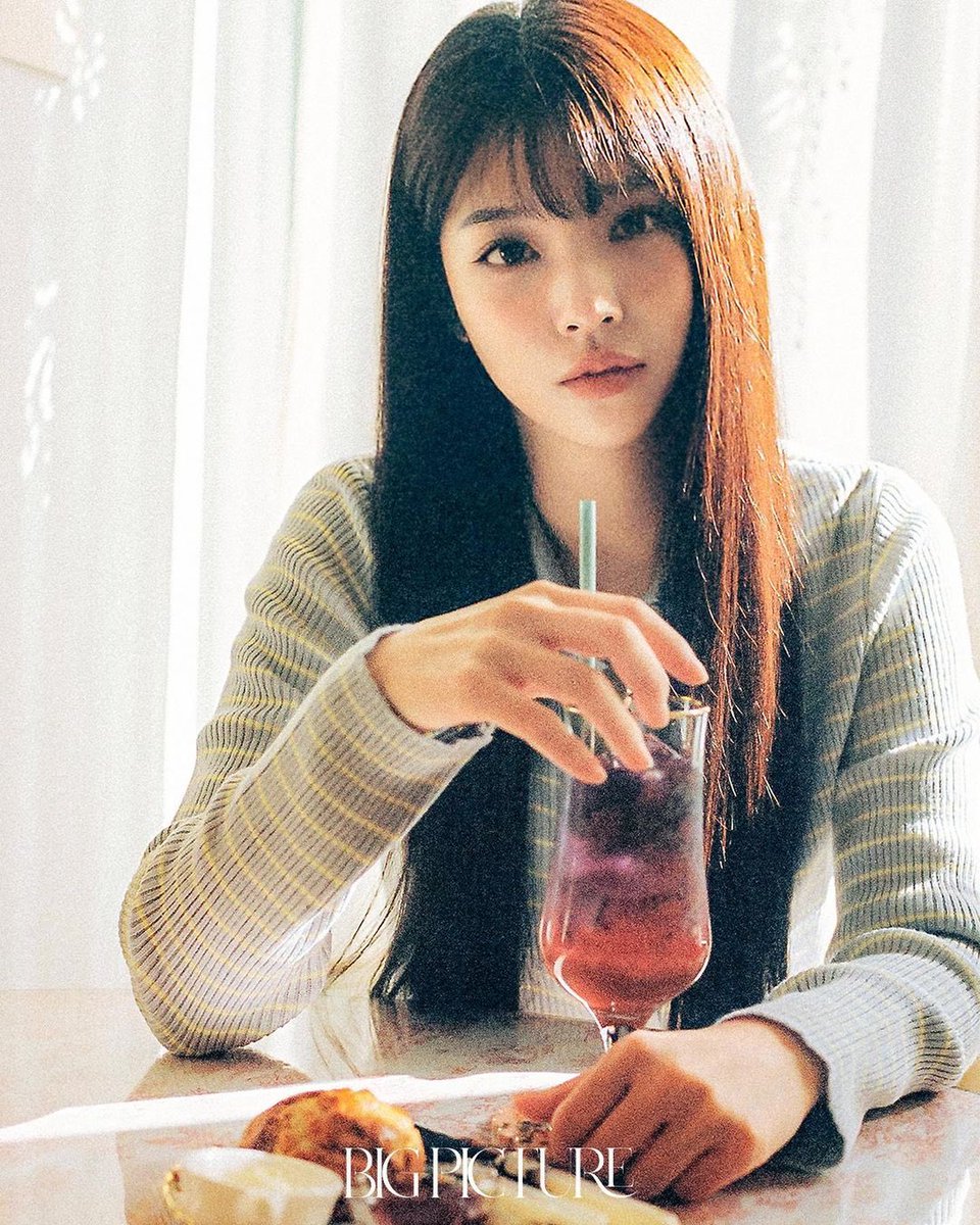 eesiwoo's tweet image. Good morning people, don’t skip your breakfast 🍹🥐🥯