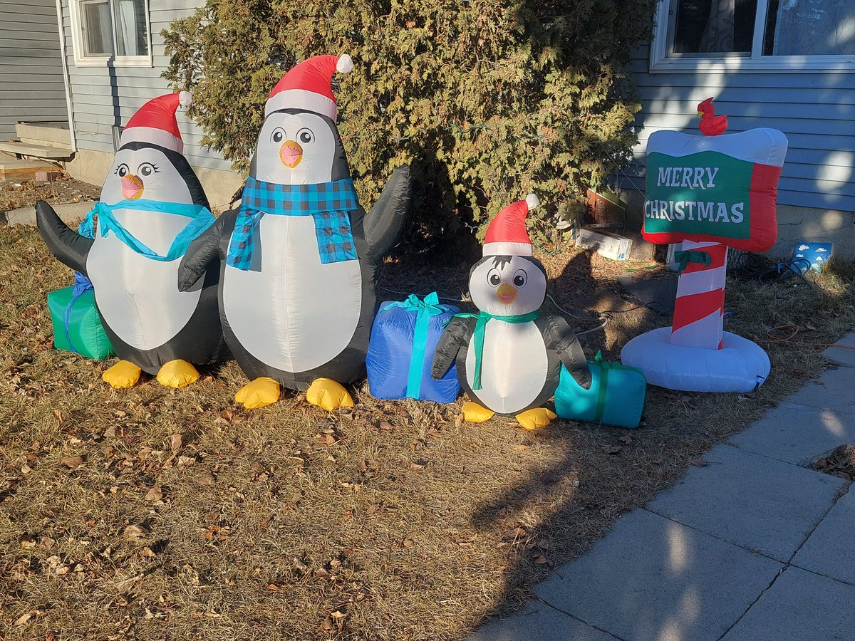 WalkingCalgary's tweet photo. It was a beautiful day in the neighborhood. Mild temperature and almost no wind. So we walked 4.94 km today in #Falconridge. Nearly finished the community. Should finish it tomorrow.
https://t.co/5DlPNpzJIV
https://t.co/GmHsbDJsI5
#Calgary #yyc https://t.co/fjsncZhhno