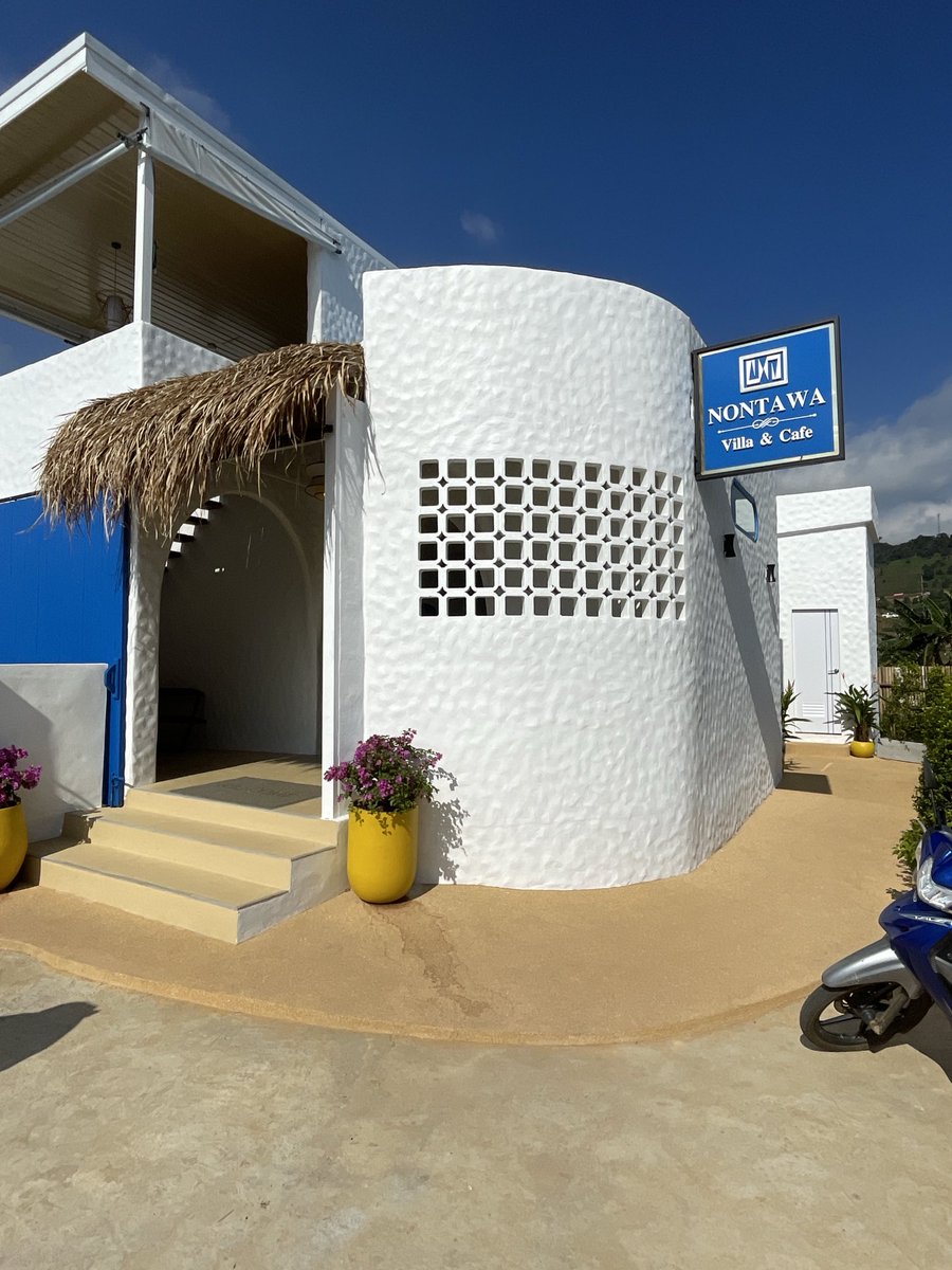 ThailandLong's tweet photo. Thought I was in Spain or Greece for a minute. #doichang #thailand https://t.co/lRVKL5V3NS