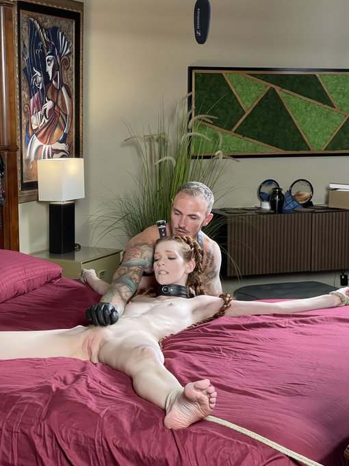 No thoughts, just hole 🥰  with @daddywildex 🤤 for @kinkdotcom 😈 https://t.co/Rg5vqf3qNB<a class="tags" href="/tag/daddywildex">@daddywildex</a><a href="/tag/mvsales"class="tags"><span>#mvsales</span></a>