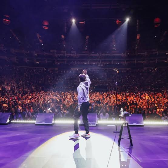 Am_Blujay's tweet image. A huge congratulations to Trevor Noah for filling up 50,000 capacity O2 Arena in London three nights in a row.
