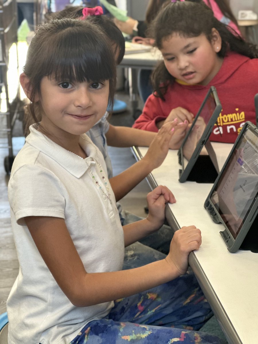 WOESwolverines's tweet image. Coding class brings big smiles to our students’ faces. #steam #coding #codecampus #learningisfun #mathfocused #workmanwolverinepride #workmanelementaryschool #proudtobehlpusd