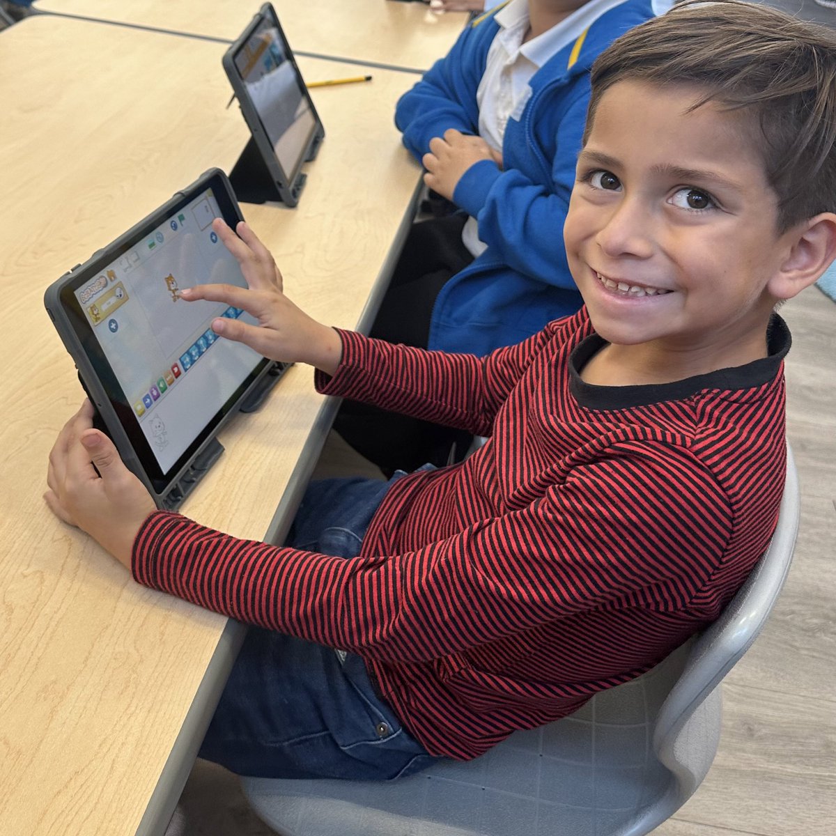 WOESwolverines's tweet image. Coding class brings big smiles to our students’ faces. #steam #coding #codecampus #learningisfun #mathfocused #workmanwolverinepride #workmanelementaryschool #proudtobehlpusd