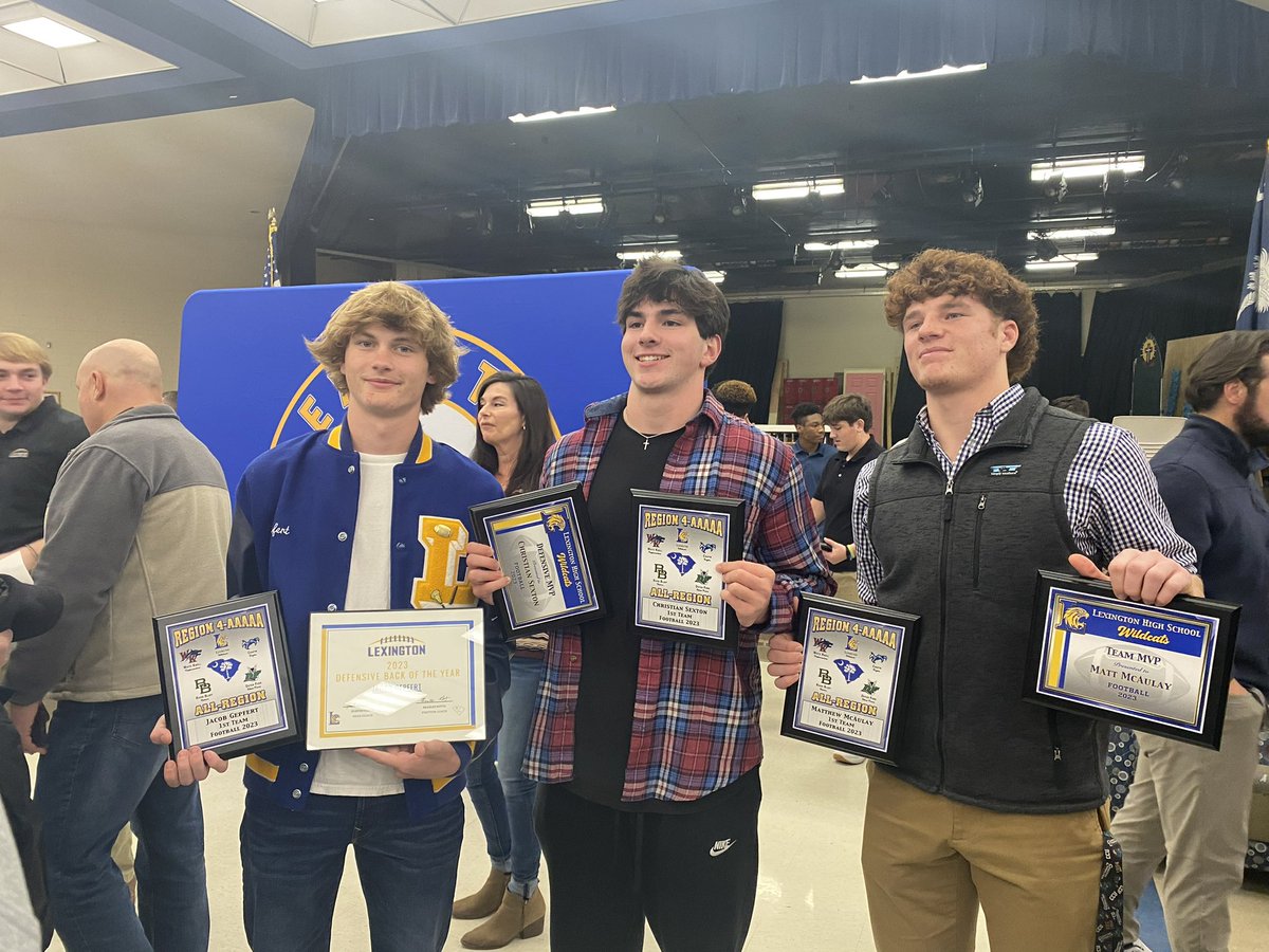 Blessed to be announced as team MVP and 1st team all region!!@CoachCurtis35 <a href="/coachagamble/">Adam Gamble</a> <a href="/HighSchoolBlitz/">High School Blitz</a> <a href="/PrepRedzoneSC/">Prep Redzone South Carolina</a>