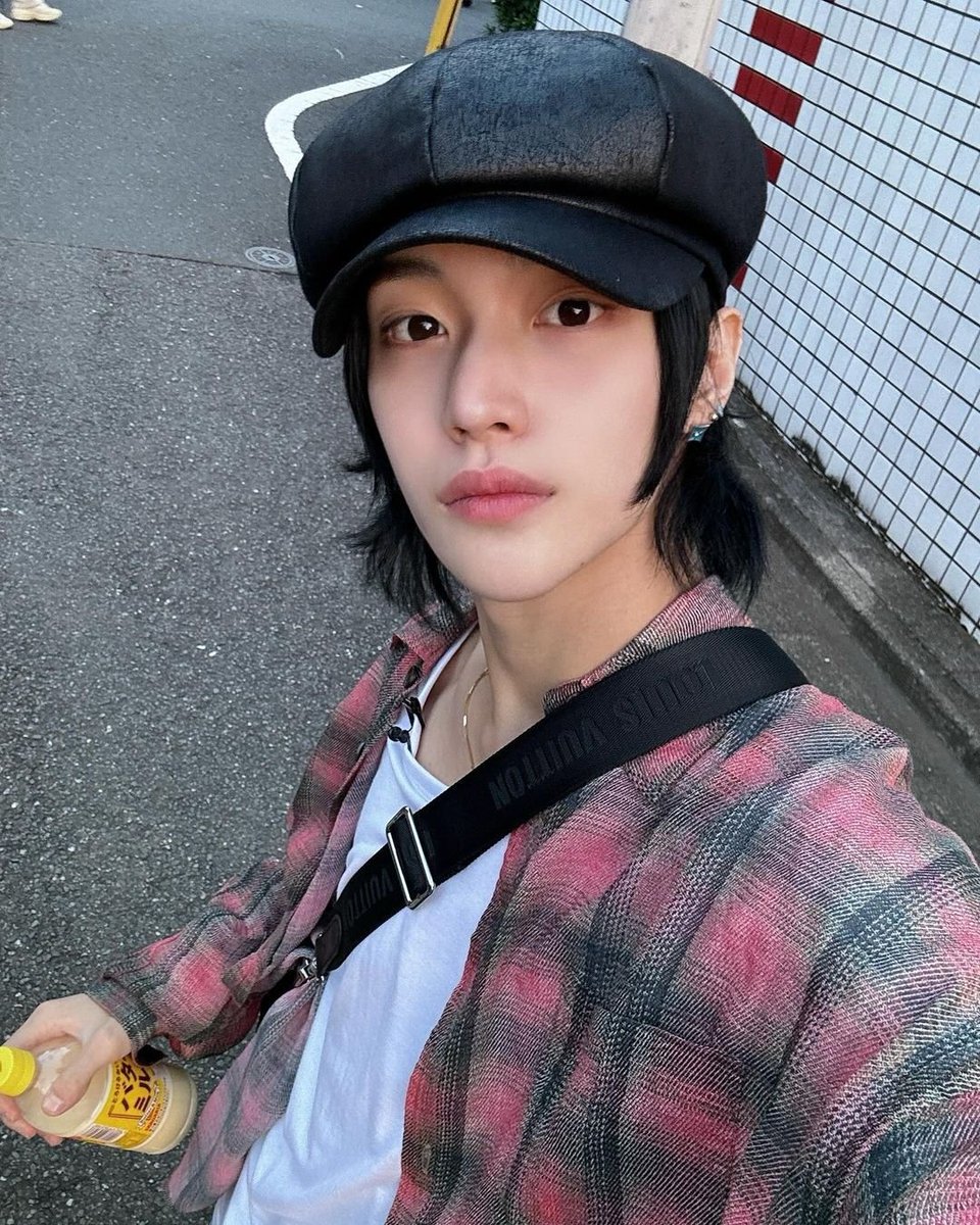 realriization's tweet photo. 231129 라이즈 공계 인스타그램

#RIIZE #라이즈
#원빈 #WONBIN https://t.co/AViDt7wJB2