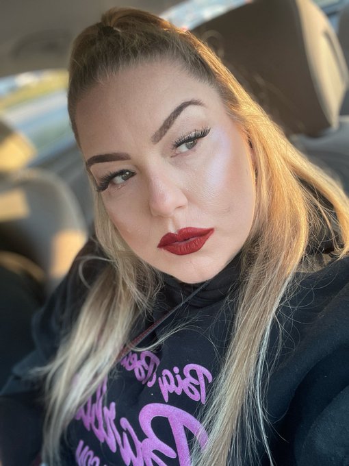 The great thing about evolution &amp; growth is the ability to look in the mirror and address things that<a href="/tag/nationalappreciateyourwifeday"class="tags"><span>#nationalappreciateyourwifeday</span></a>