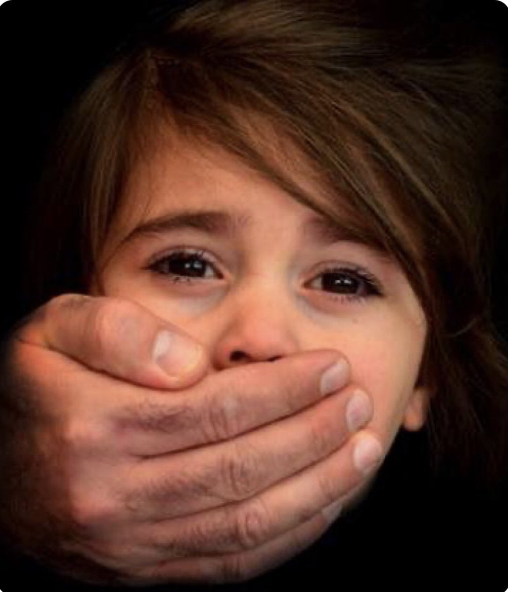 FranciscaBadar1's tweet image. Levante a mão 🖐️ se você também quer a PENA DE MORTE para pedófilos, estupradores e traficantes de crianças.