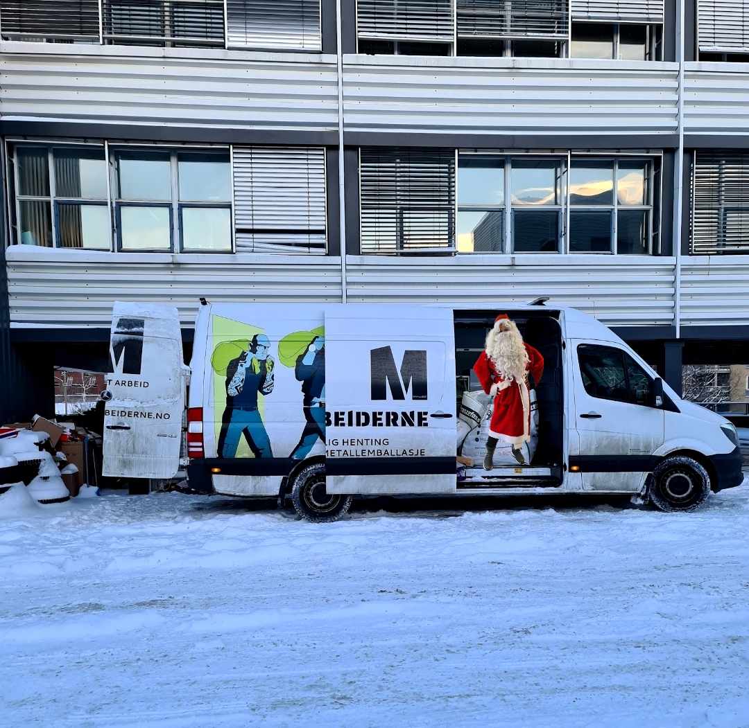 Er du sterk, rusfri og har lappen? Les om stillingen i byens snilleste flyttebyrå her : finn.no/job/parttime/a…