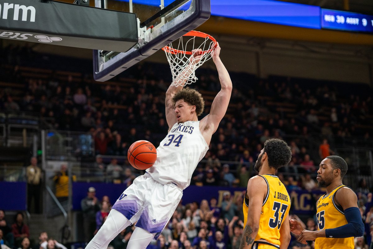 Washington Men's Basketball tweet media