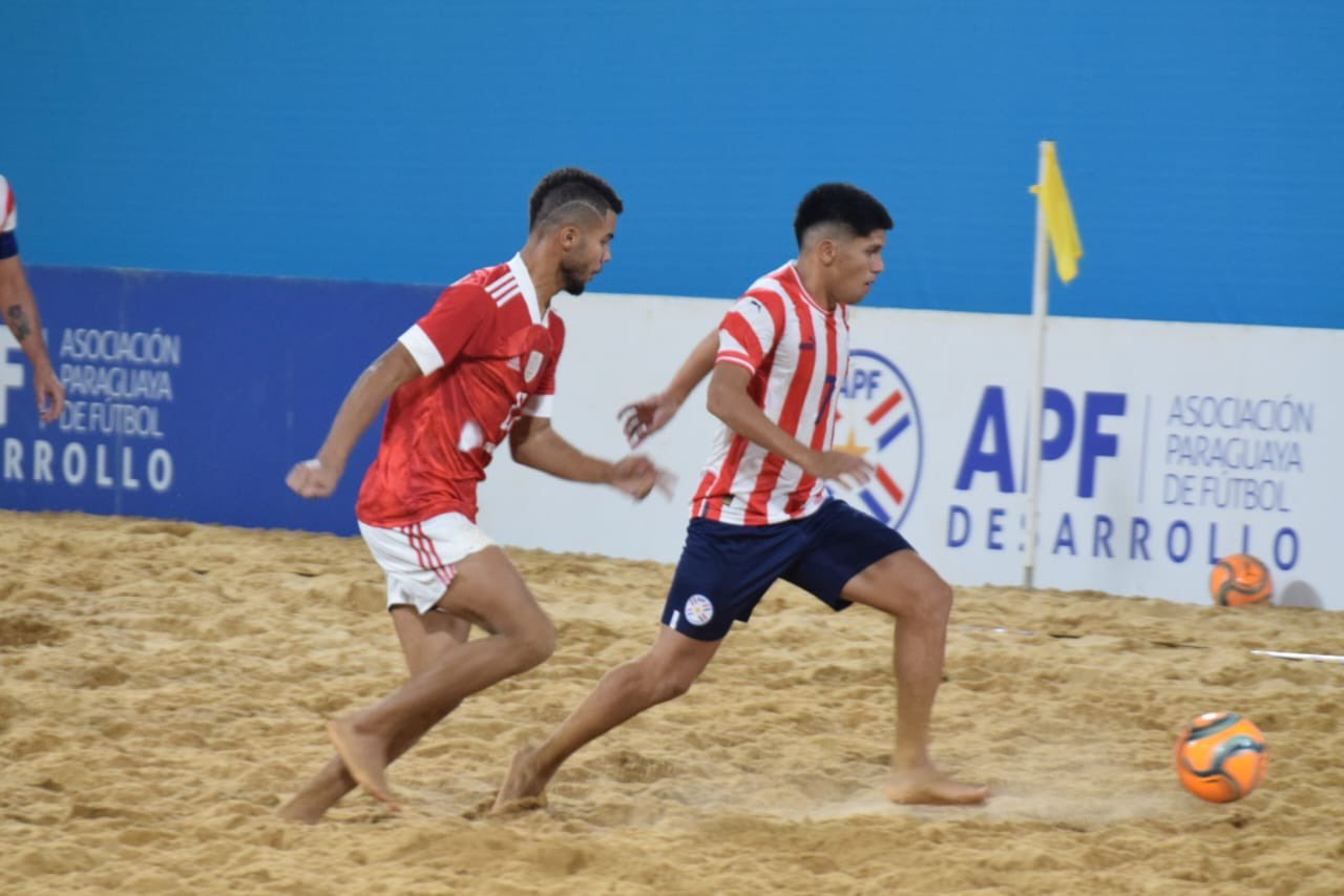 Diario HOY  ¡Los Pynandi son de oro! Paraguay conquista el fútbol de playa  en ASU 2022