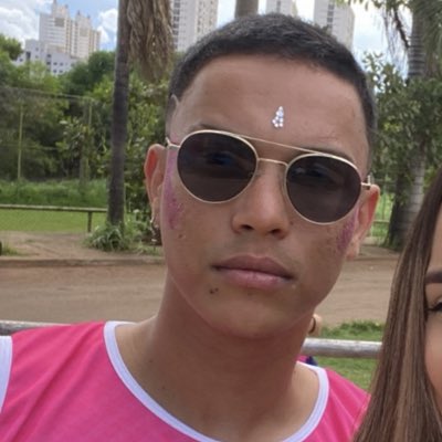p0n3i_'s tweet photo. Me preparando pra sábado🦔🩷 #NovaFotoDePerfil #SemRisadinha https://t.co/LphoI9Zj8f