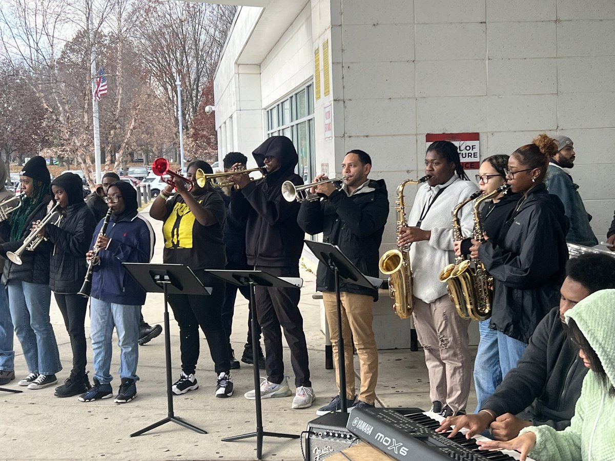 School of the Future (@phillysof) on Twitter photo School of The Future wanted to acknowledge everyone who attended the unveiling of the Decent Work and Economic Growth mural today. The mural was created by Faysal Adger, who is only 17. Wow!!! <a href="/PHLschoolboard/">Philadelphia Board of Education</a> <a href="/PHLschools/">Philadelphia Schools</a> <a href="/watlington_sr/">Superintendent Dr. Tony B. Watlington Sr.</a> <a href="/DawsonJermaine1/">Dr. Jermaine Dawson</a> <a href="/GlobalPhila/">Global Philadelphia</a> School of The Future wanted to acknowledge everyone who attended the unveiling of the Decent Work and Economic Growth mural today. The mural was created by Faysal Adger, who is only 17. Wow!!! <a href="/PHLschoolboard/">Philadelphia Board of Education</a> <a href="/PHLschools/">Philadelphia Schools</a> <a href="/watlington_sr/">Superintendent Dr. Tony B. Watlington Sr.</a> <a href="/DawsonJermaine1/">Dr. Jermaine Dawson</a> <a href="/GlobalPhila/">Global Philadelphia</a>
