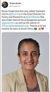 tyengeni1954's tweet photo. Who is this woman..anybody knows her? Goolammy https://t.co/0ZuFBTIAeA