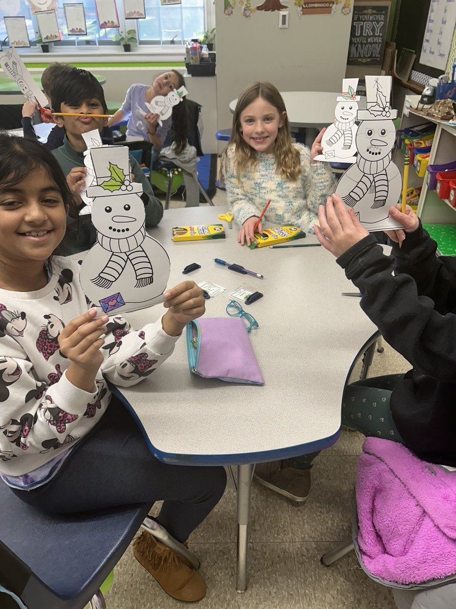 CenterGroveES's tweet image. Today, CG Ss reflected on Habit 3: “Put First Things First” as they thought of ways to be responsible.