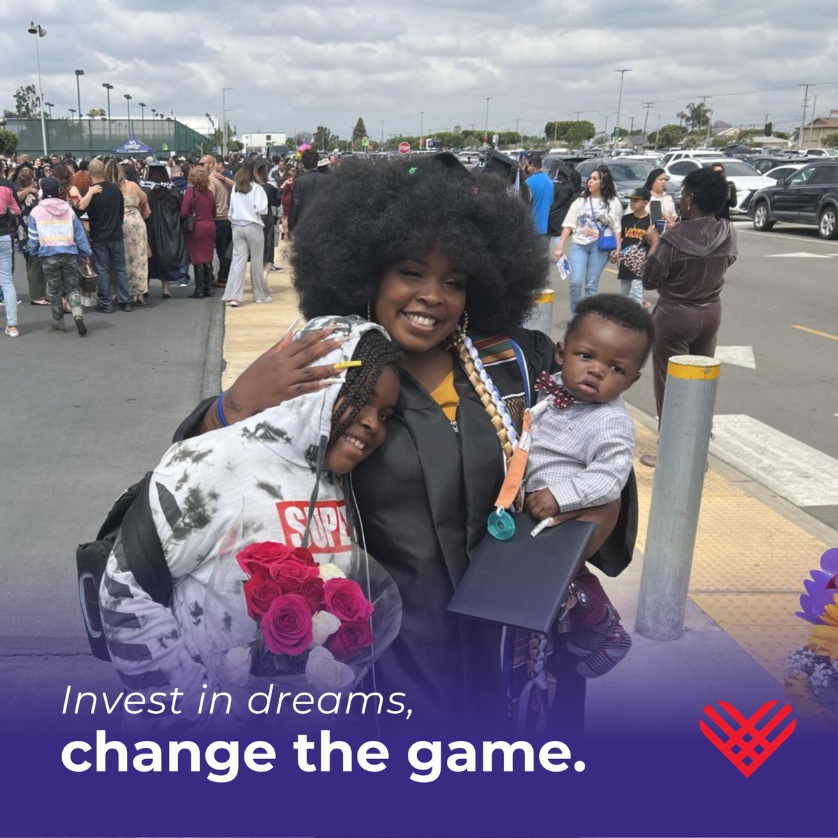 RaiseBarr's tweet photo. Meet Daveunique—mom of two, a psychologist in training, and RTB veteran.

Daveunique will be speaking at Wine Women &amp; Shoes, our LA-based holiday party this Thursday! to support us, Daveunique, and other single-parent students, go to the link in our bio to donate or get tix! https://t.co/OfcsGPnXIN