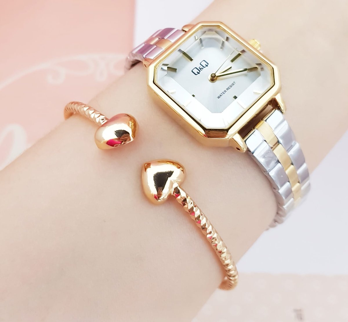 JhonnyKravitz's tweet photo. *Q&Q #forlady*
Reloj Original Con Cristal En Mineral Y Pulso En Malla
RESISTENTE AL AGUA
Vean eso tan lindo, pregunte por el que les guste. https://t.co/9fLNjU0JKa
