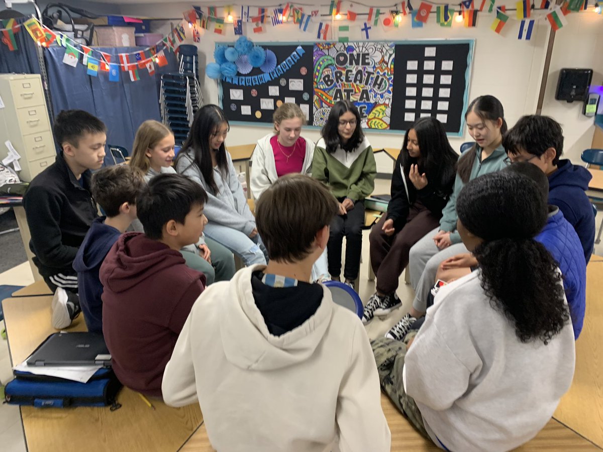 This 7th grade Health class bonds as we near the end of our term. Health class has brought students together and allowed them to form new friendships. It can be bittersweet to say goodbye to a group you've grown close to, but the memories and connections made will be cherished.😊