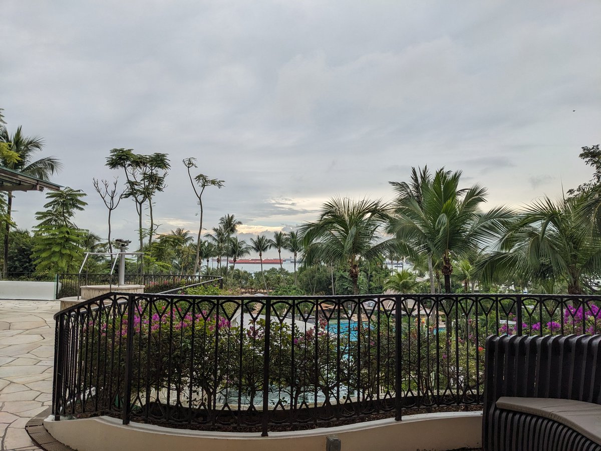 Annual <a href="/SCELSE_SG/">SCELSE</a> Retreat kicking off today at the lovely Sentosa <a href="/ShangriLaHotels/">Shangri-La</a>. Opening talk from our director <a href="/FillouxLab/">Filloux lab</a> "Charting SCELSE's vision beyond its 15 years" #PostdocLife