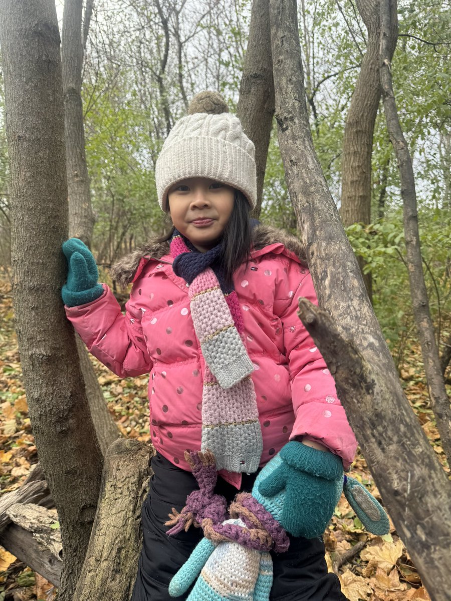 We love exploring the little forest located just behind our school. 🌳😌 #enviroed #outdoored @PeelSchools @ChildrenNature