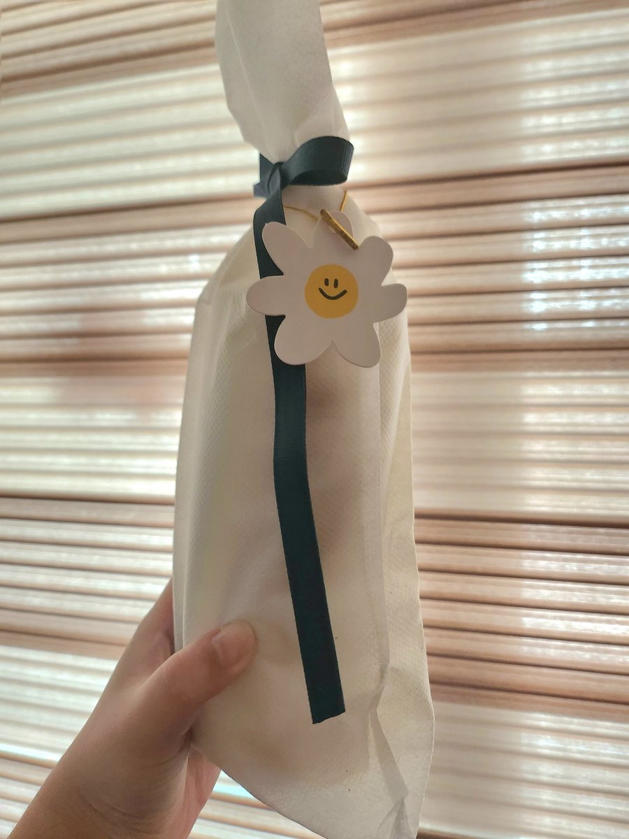 12.06 재찬이 생일 이벤트🥳
#RT 해주신분들 중 한분 추첨하여
팡푸 각인 보냉병 드려요!🐶💜🐱
☆12월 3일 당발
♡6일 예사홀 직접 수령♡