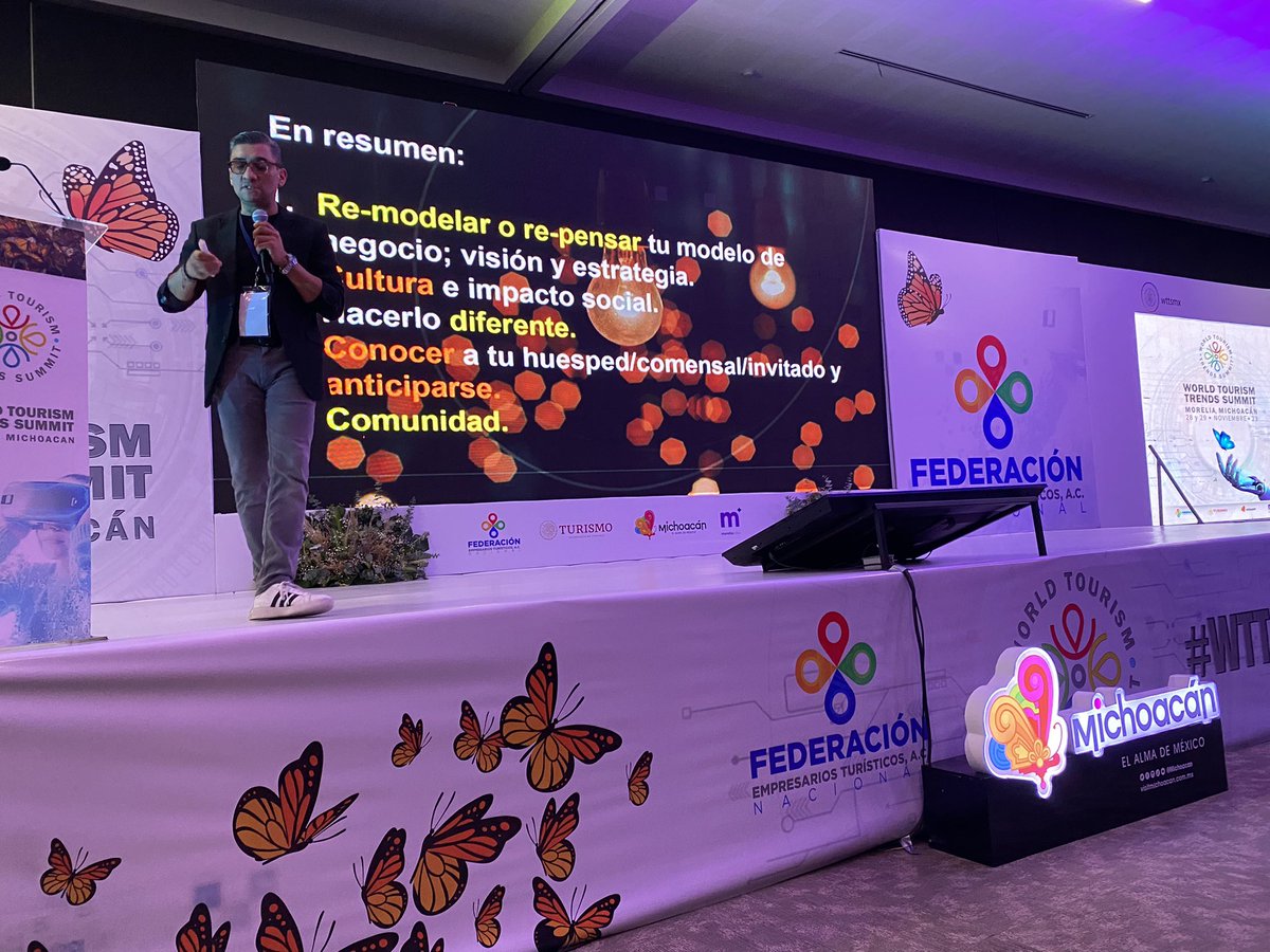 nicthem's tweet photo. Conferencia Google 
#WTTSMichoacan #elalmademexico https://t.co/Fb6pwQo1P6