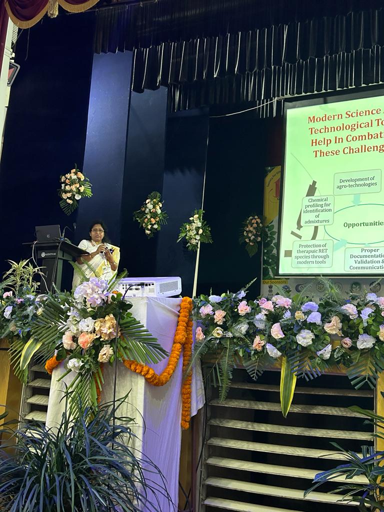 Delivered an invited talk on Traditional Knowledge Documentation, Validation and Communication on 28th November at the EBNP-2023 conference jointly organised by CSIR-NEIST and Society for Ethnopharmacology, India