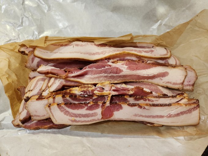 That's what I'm talking about! 🥓 https://t.co/M5dw7NL2Ct<a href="/tag/truckersfortrump"class="tags"><span>#truckersfortrump</span></a><a href="/tag/truckersboycottnyc"class="tags"><span>#truckersboycottnyc</span></a>