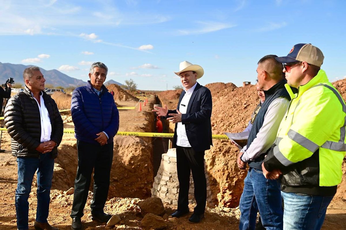 AlfonsoDurazo's tweet photo. Con la construcción del fraccionamiento de viviendas en el terreno de la Minera III, garantizamos mejores condiciones de vida para los trabajadores mineros.

Reafirmo mi compromiso de trabajar para que todas y todos puedan acceder a una vivienda digna. https://t.co/AxwG2DrVCN