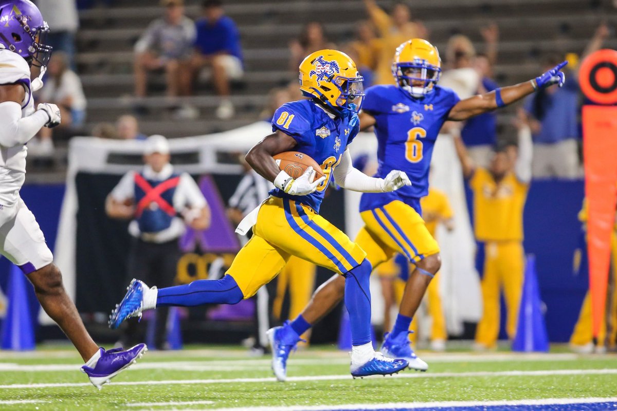 Blessed and honored to have received an offer to McNeese State University! #GeauxPokes

@McNeeseFB @neugs1288 @CoachAllgood @coachnovakov @CoachJHeath @RecruitParish