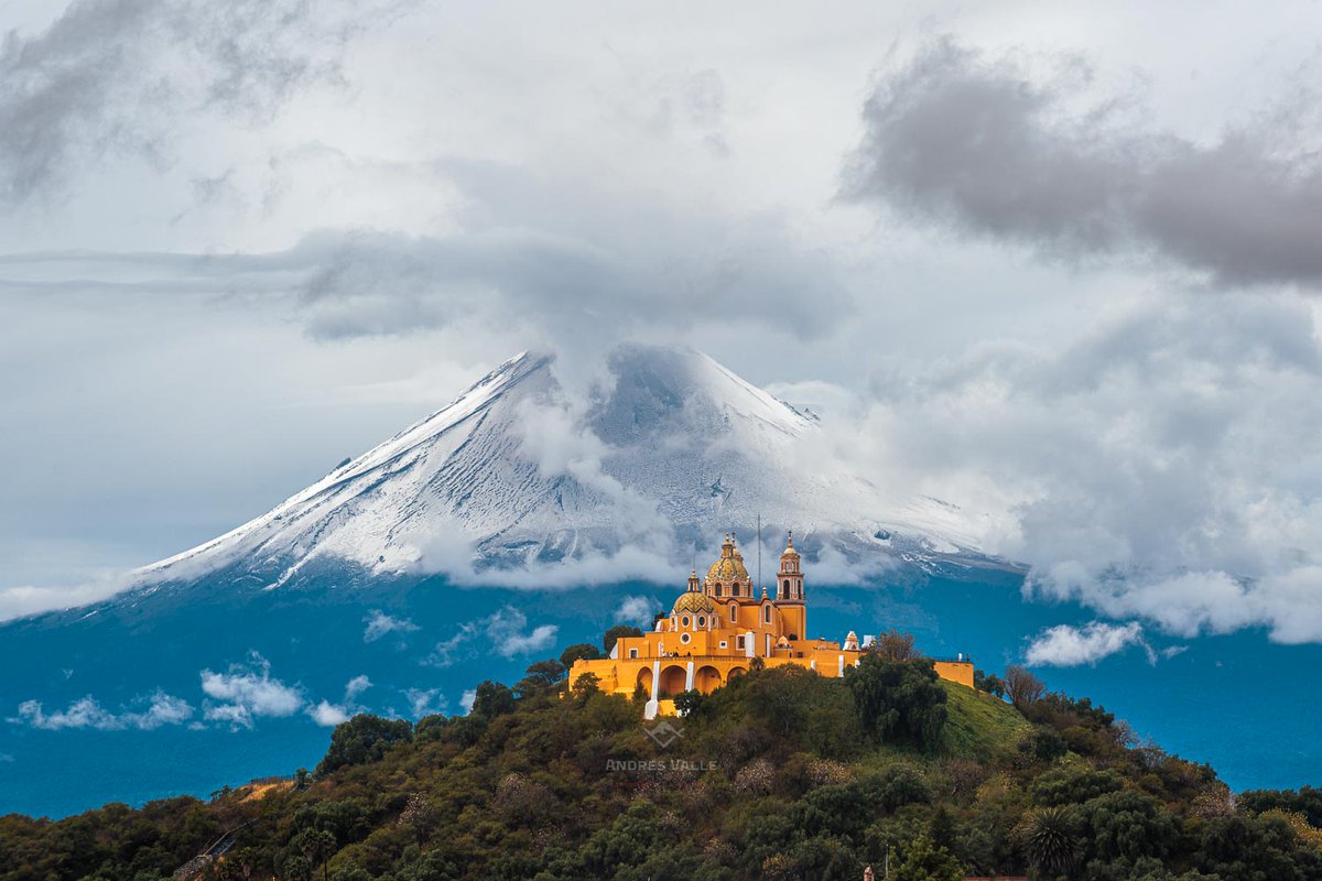Para los que les gusta el #Popocatépetl. 

Un poco del trabajo que he realizado en estos días, que han sido unos espectáculos increíbles.