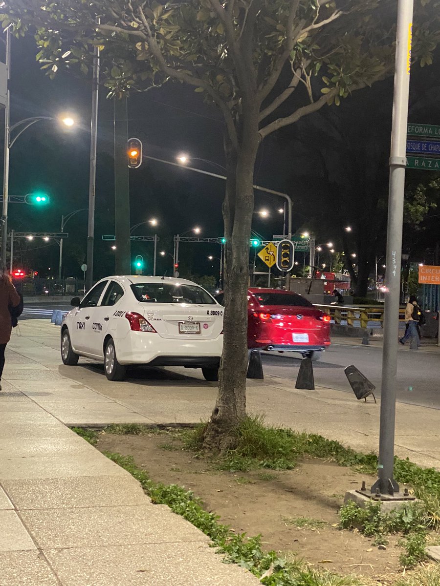 Karen Rowe tweet media