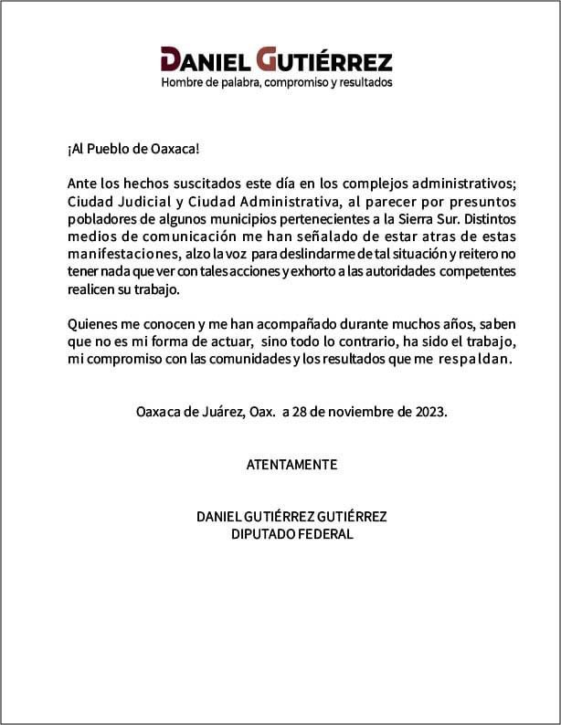 omarbttacruz's tweet photo. Al Pueblo de #Oaxaca y a los medios de comunicación.

@salomonj @jesusromerooax @Quadratinoaxaca https://t.co/Y6gzKSblRQ