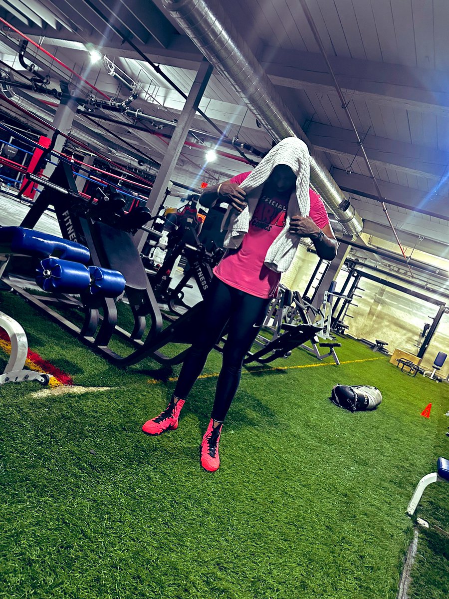 ProbChild21's tweet photo. January 27th ๐ฅ ๐ฅ
Letโs go fight ready #boxing #training #fightdate #nike https://t.co/kUa7AFoczJ