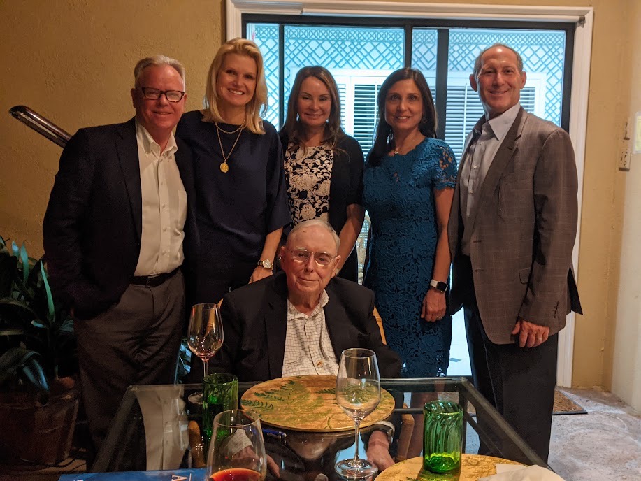 RosieRios's tweet photo. #CharlieMunger 's private dinners were epic.  So honored to have known this incredibly gifted human being who will continue to inspire many more generations to come. https://t.co/MpfMygAJMw