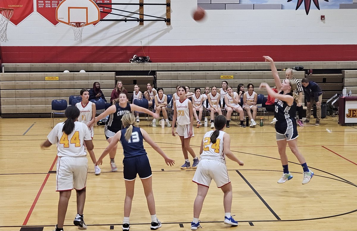 Girls22The's tweet photo. Jayhawks' regular season has come to an end. I'm so happy they played this year. Off to playoffs! @OSD135 @JerlingJayhawks @MsKrownPE https://t.co/038kXJLngz