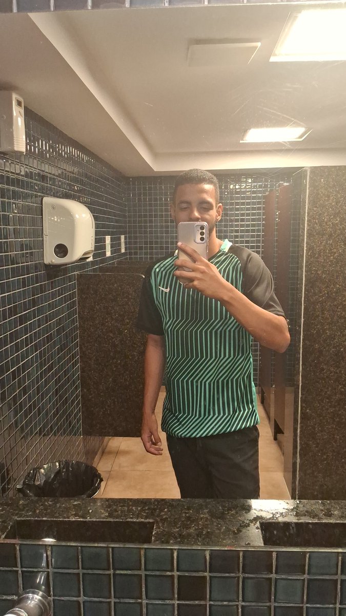 SemVulgoRD's tweet photo. Hj demos um role na pizzaria meu amor rsrs https://t.co/7KP0jAN9hw