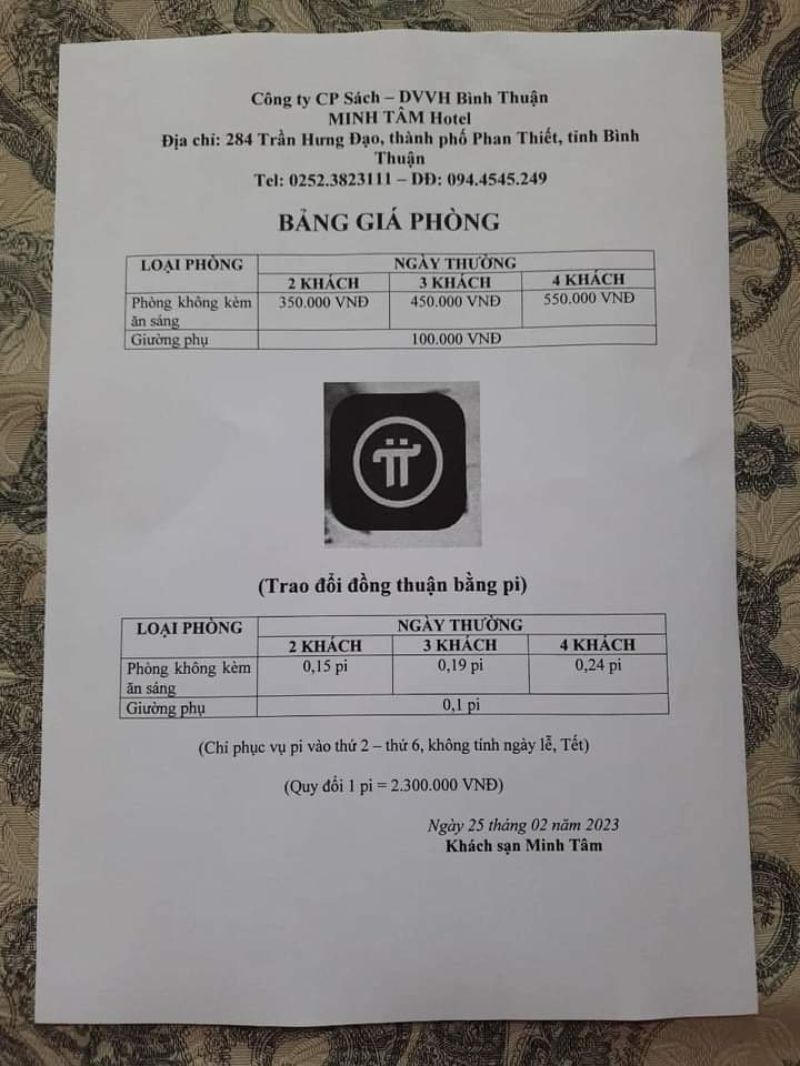 MaryLee22023's tweet photo. Welcome @dorisyincpa
Pioneer Vietnam experiences Minh Tam hotel accepting 100% payment in Pi coin Accepted value 100$/Pi 🔥🇻🇳 
Transactions are quick and convenient, just scan the QR code✅ 
The address is on the price list📃

Do you have hotels in your locality that accept such payments?🤔
Please answer and let me know in the comments